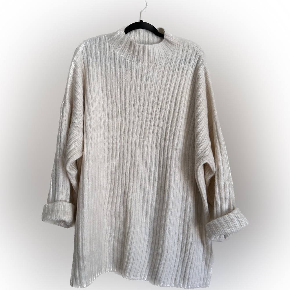 Women’s Sweater